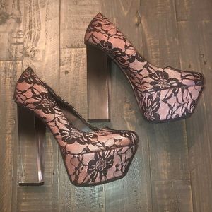 Beautiful pink & black lace heels ❤️